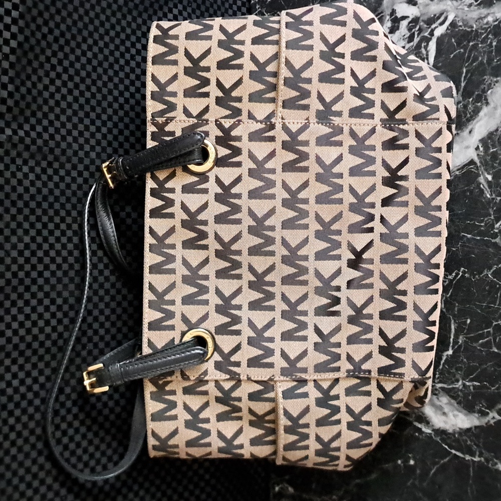 Michael Kors Tan and Black Signature Tote - Picture 6 of 6
